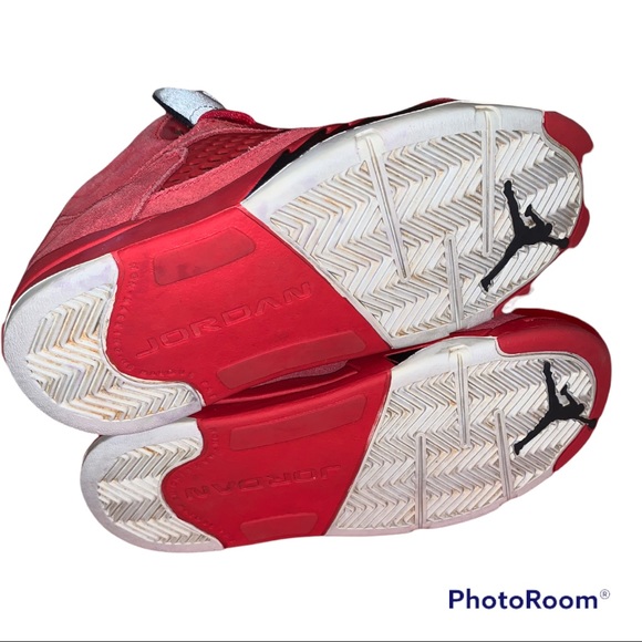 Kids Jordan High Top Suede shoe size 13C. - Picture 3 of 4